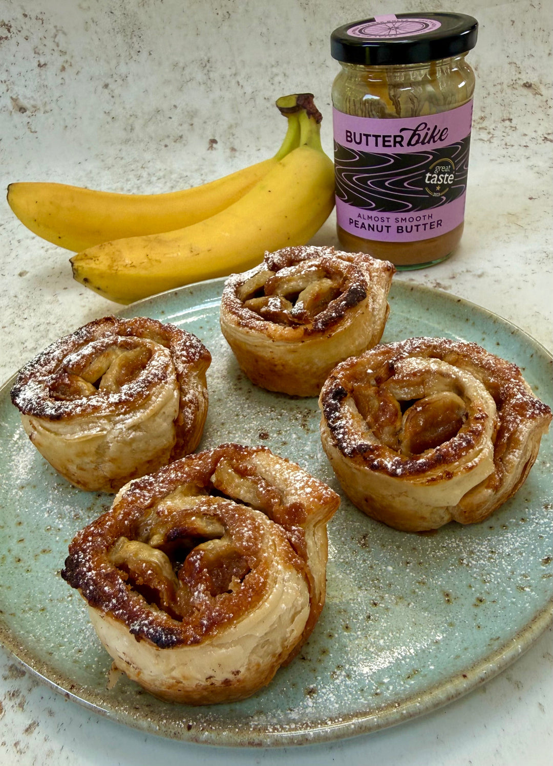 Banana Puff Pastry Roses