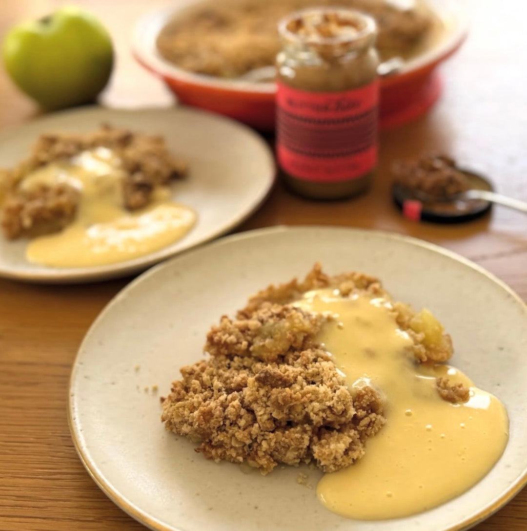 Cinnamon Raisin Peanut Butter Apple Crumble