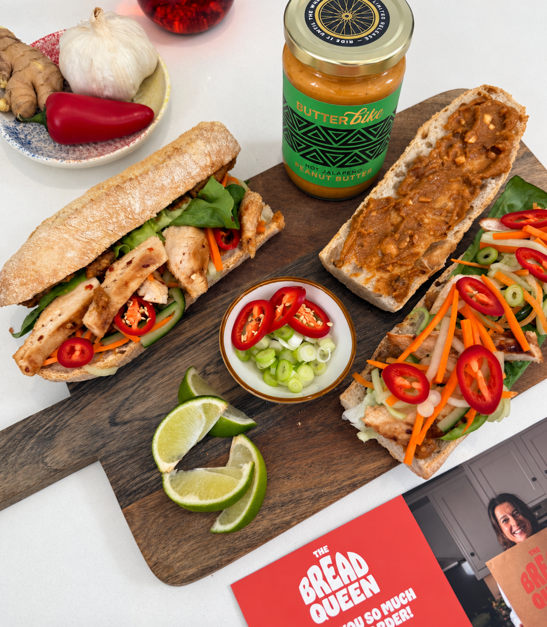 Spicy Chicken Bánh Mí Baguette
